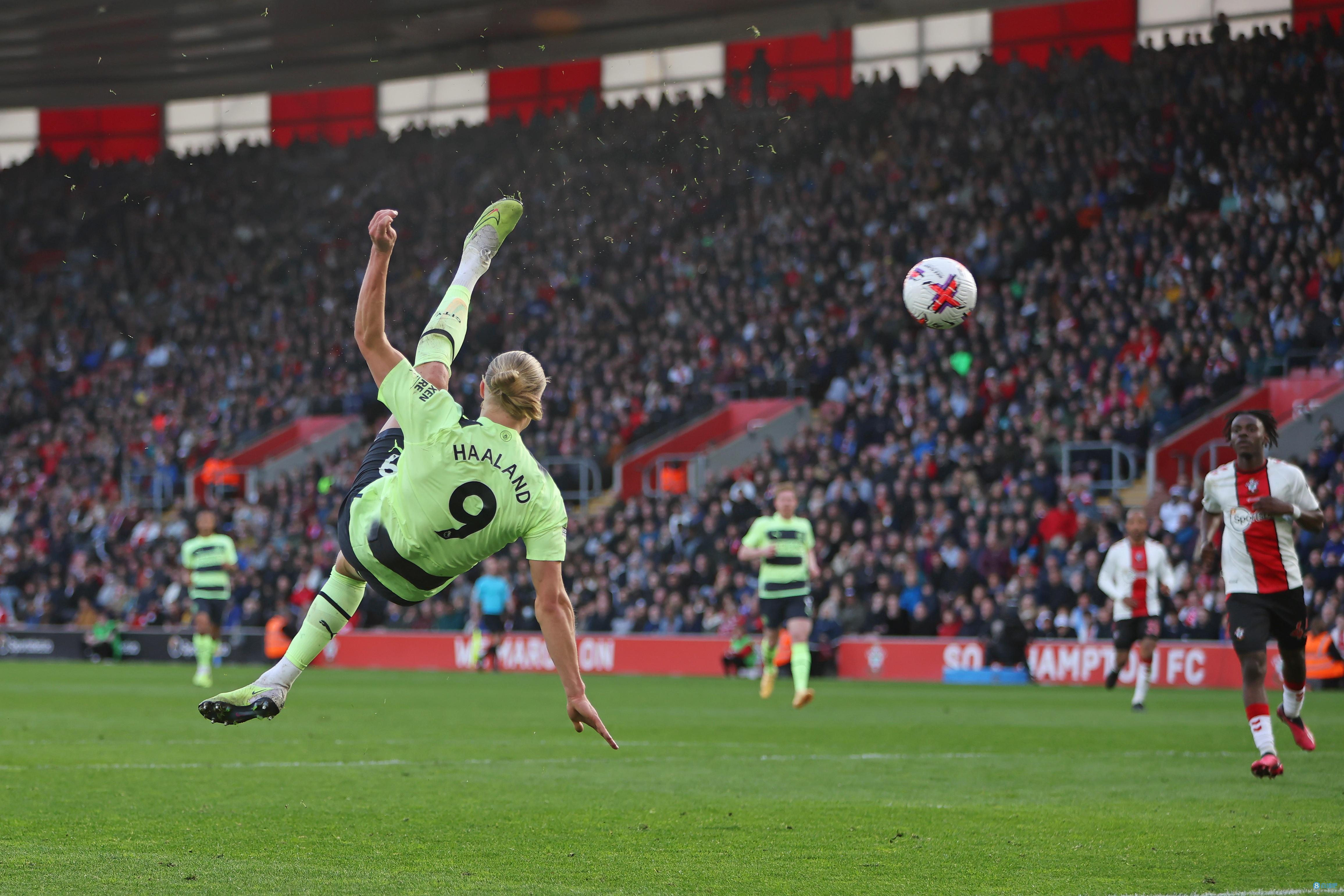 约基奇狂轰56+16+15！加时赛独得18分 创生涯第179次三双（约基奇砍下56分16篮板15助攻，加时独得18分，收获生涯第179次三双）