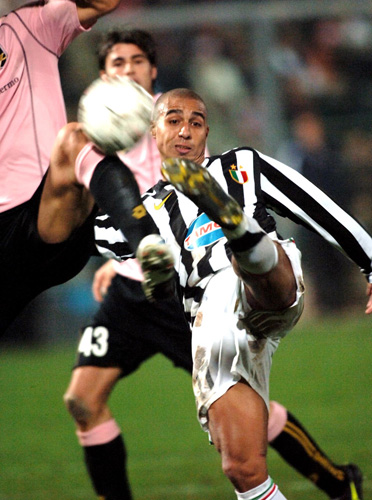 尤尔曼德：哈兰德是最好的前锋之一，但足球始终是团队运动