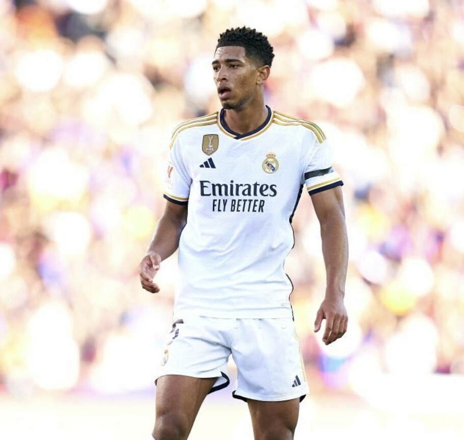 大谷翔平在 2024 年道奇队春训首秀中，单场贡献三安打展现火热状态